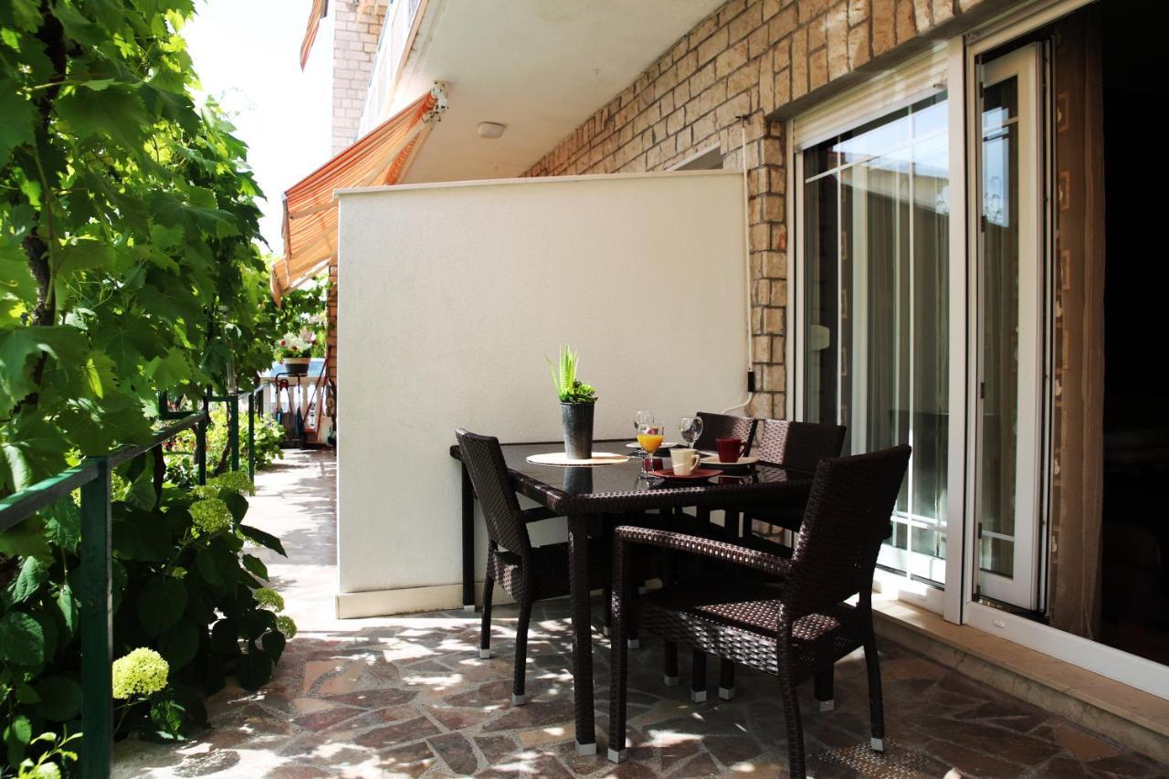 Apartments Rino Водице Екстериор снимка