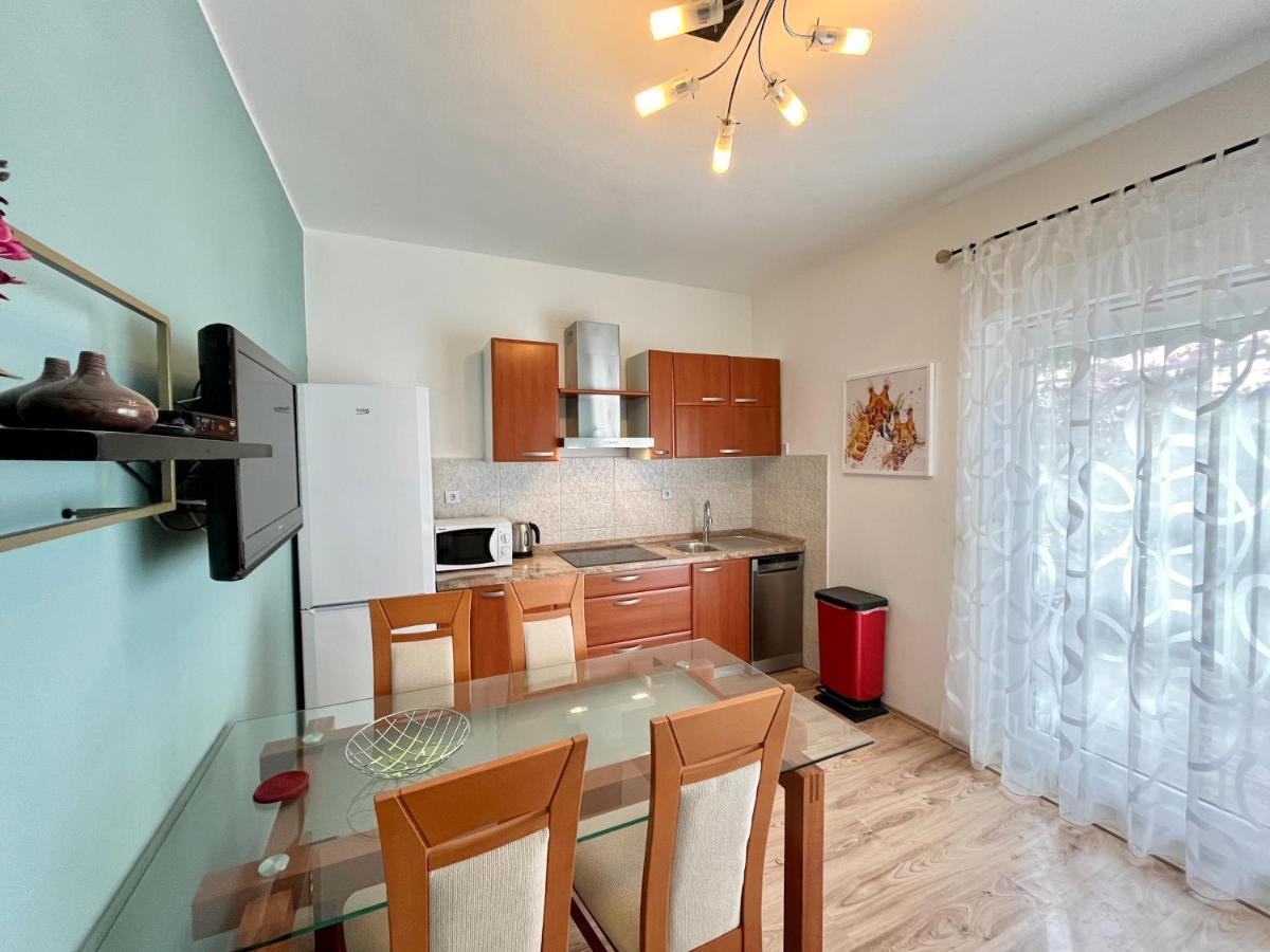 Apartments Rino Водице Екстериор снимка